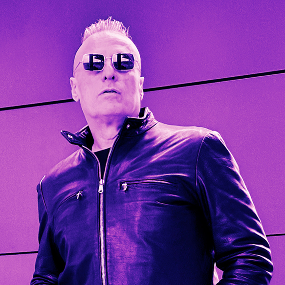El músico griego de post-punk Theodoros estrena el LP 